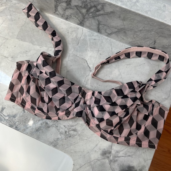 Chantal Thomass Tulle Underwire Bra, Pink, Purple, Nude Sheer, Women's Size 32C - Picture 3 of 6